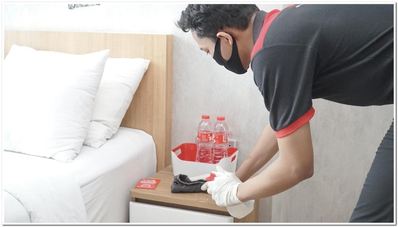Reddoorz Plus Near Chadstone Mall Bekasi Eksteriør billede